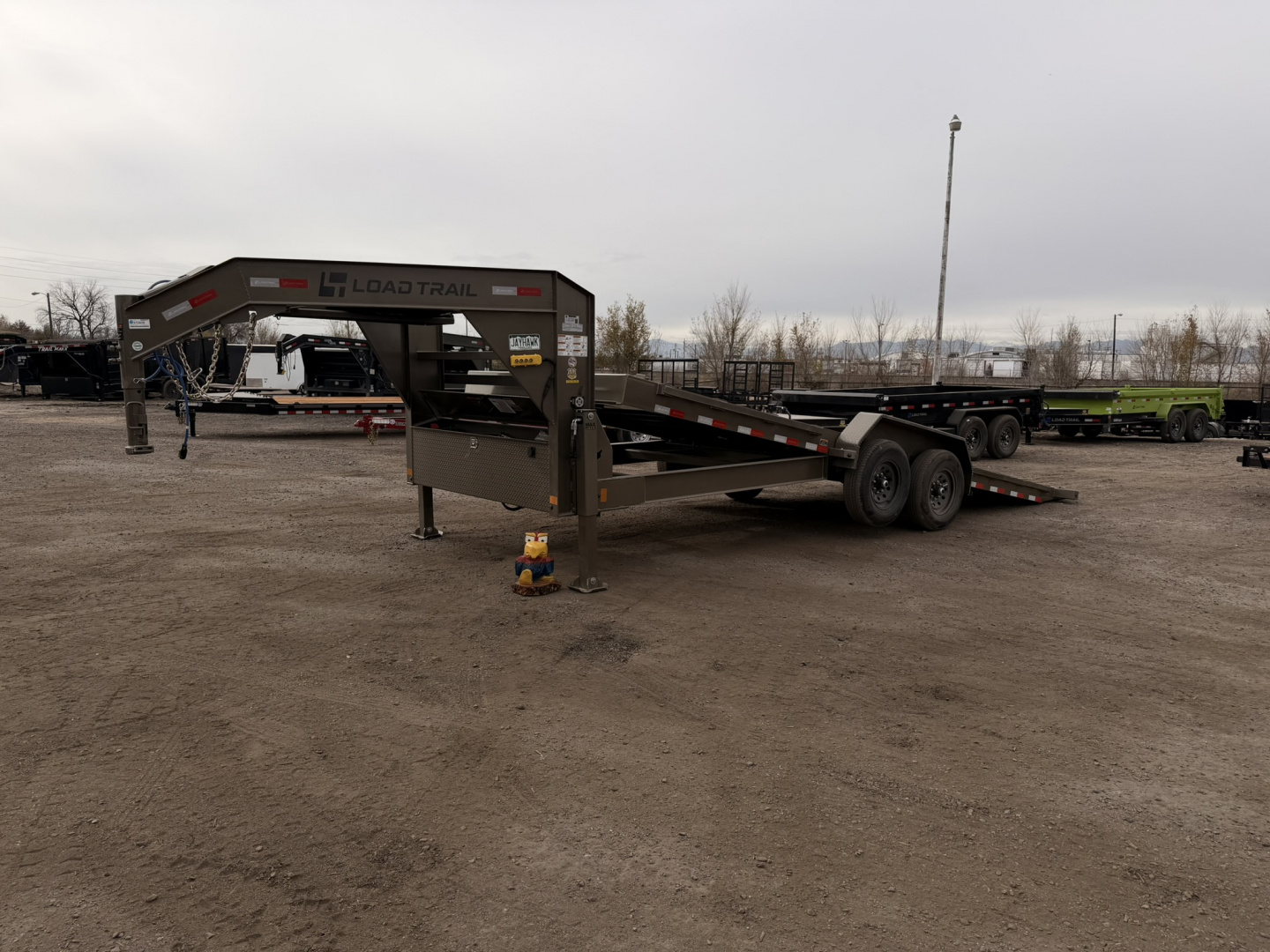 New 2026 Load Trail BLACK FRIDAY 7-24 Single Wheel Gooseneck Tilt Equipment Hauler 14K GVWR