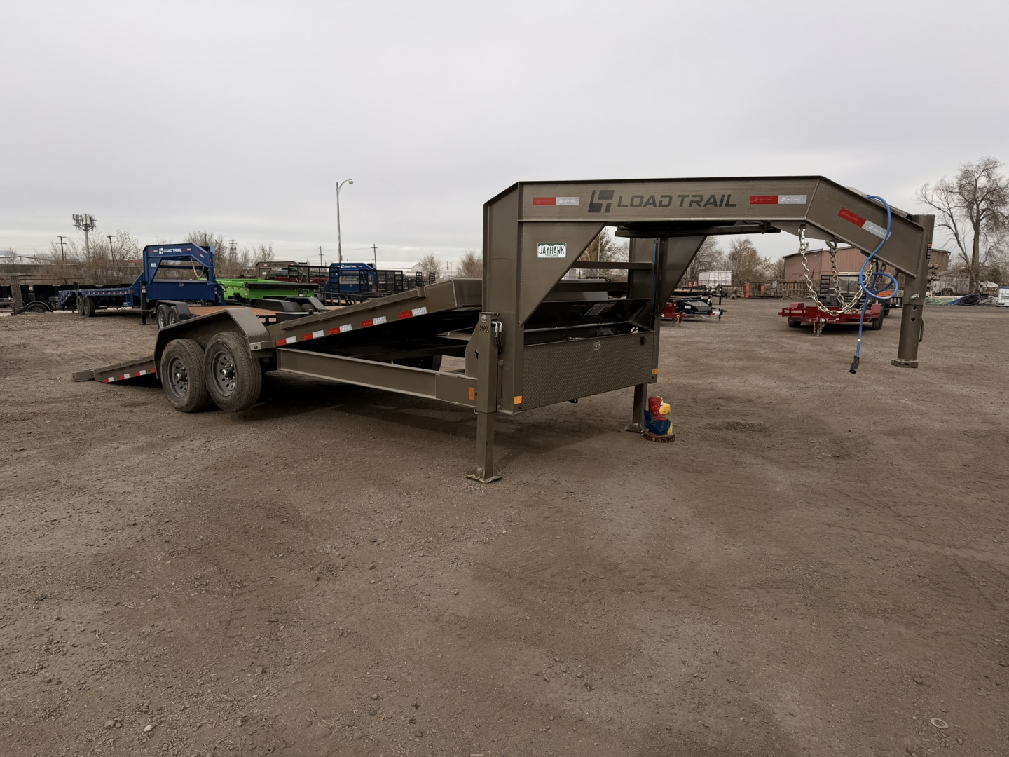 New 2026 Load Trail BLACK FRIDAY 7-24 Single Wheel Gooseneck Tilt Equipment Hauler 14K GVWR