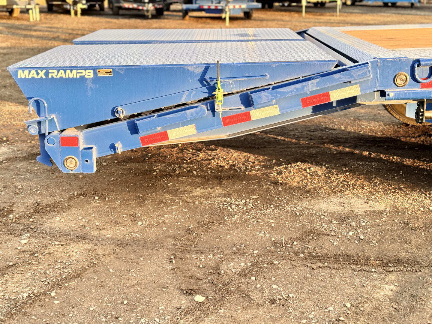 New 2026 Load Trail BLACK FRIDAY 8.5-30 Single Wheel Gooseneck Equipment Hauler 16K GVWR