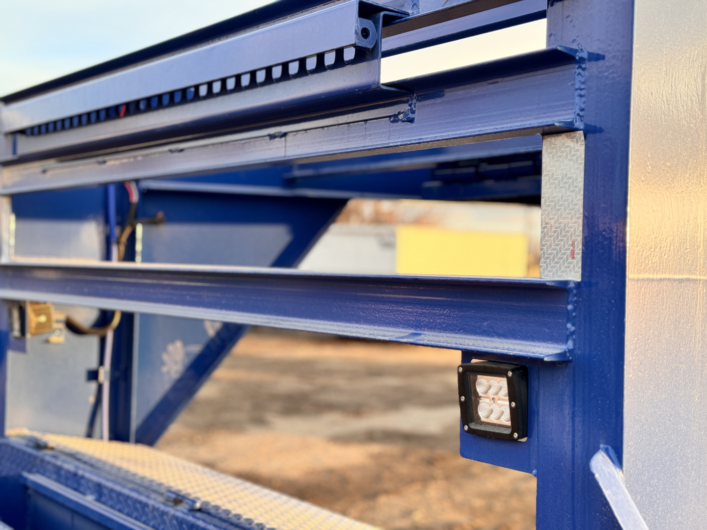 New 2026 Load Trail BLACK FRIDAY 8.5-30 Single Wheel Gooseneck Equipment Hauler 16K GVWR