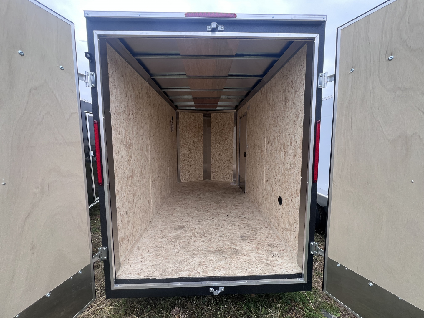 New 2026 Look Trailers 6x12 ST-DLX BARN DOOR Cargo / Enclosed Trailer