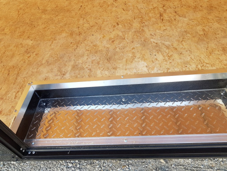 New 2025 Look 8.5 x 20 EX Deluxe 7K Car / Racing Trailer