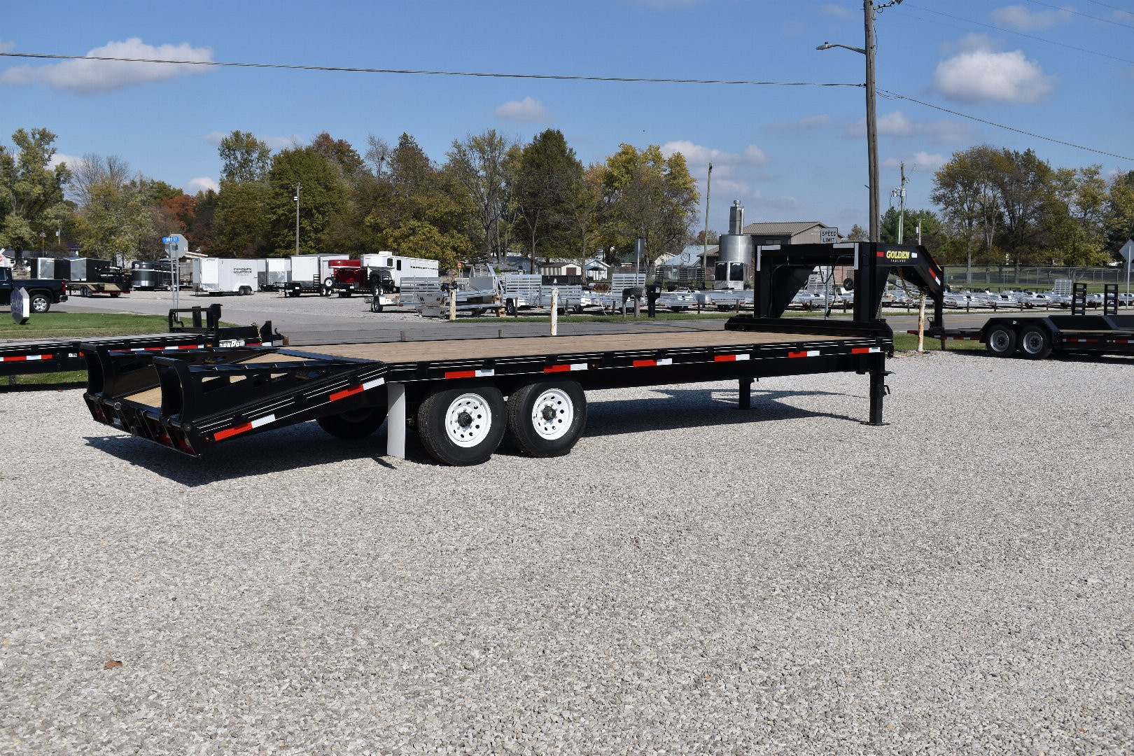 New 2026 Golden Trailers 20+5 7K GN Flatbed Trailer