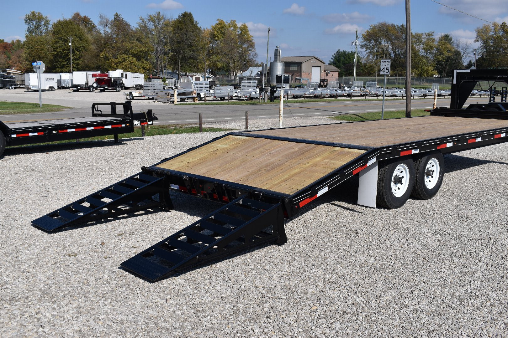 New 2026 Golden Trailers 20+5 7K GN Flatbed Trailer