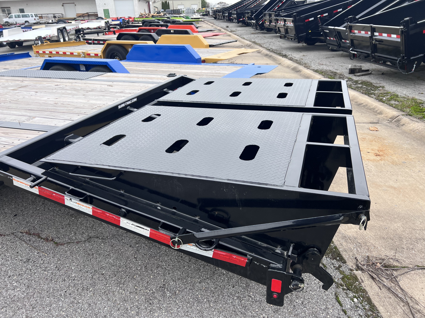 Used 2026 Sure-Trac 8.5X25+5 17.6 GN Deckover Trailer