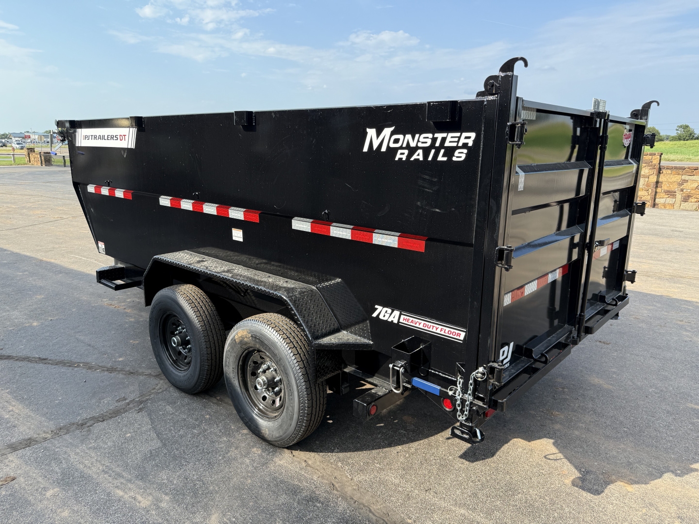 New 2026 PJ 83"x14' BP Tandem Axle Low Pro Telescopic Dump w/ 48" Sides - DT