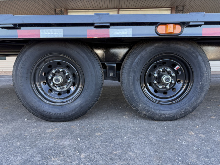 New 2025 PJ 102"x22' Deckover Hydraulic Tilt Trailer – T8