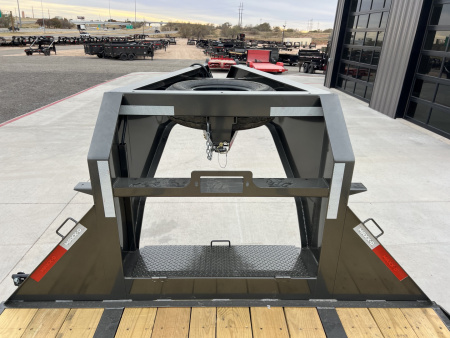New 2026 MAXX-D 102”x32’ Gooseneck Hydraulic Dovetail Flatbed w/ Duals – YDX