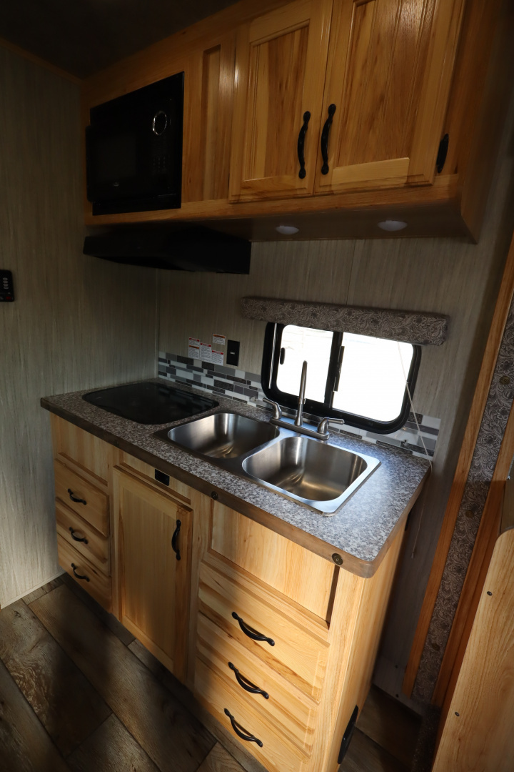 Used 2020 Bison Trailers Trail Boss 3 Horse LQ Slide Horse Trailer