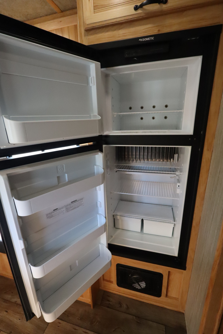 Used 2020 Bison Trailers Trail Boss 3 Horse LQ Slide Horse Trailer