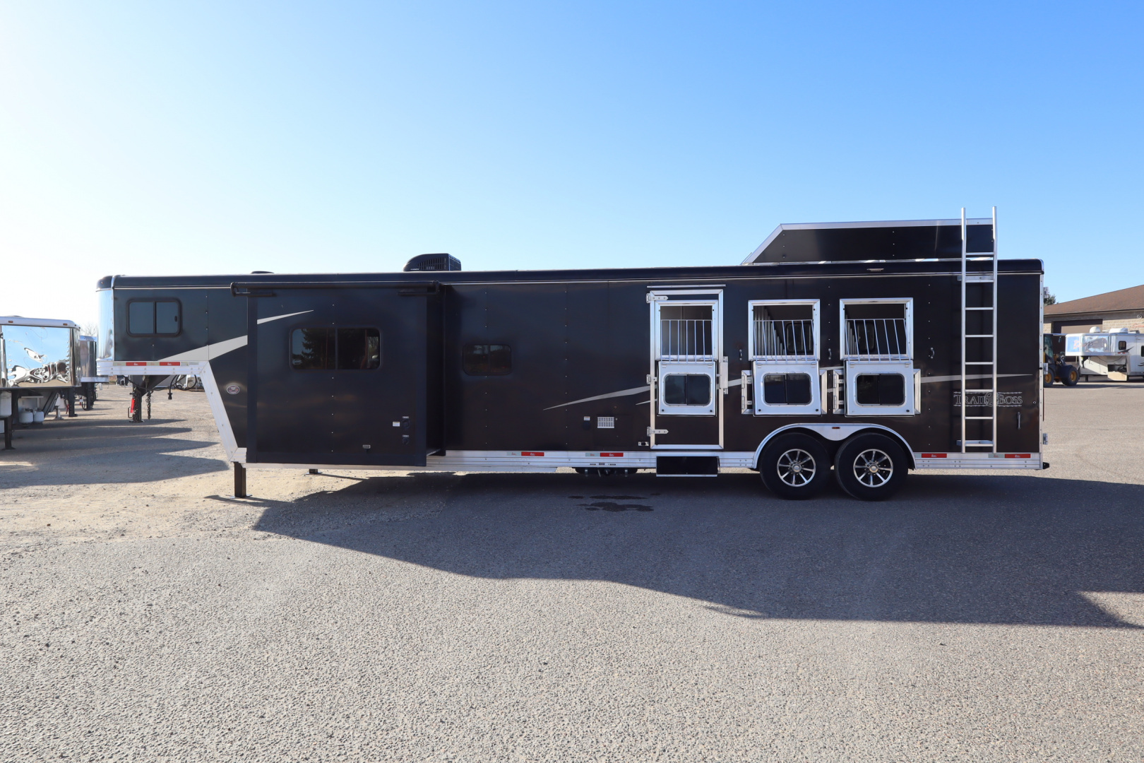 Used 2020 Bison Trailers Trail Boss 3 Horse LQ Slide Horse Trailer