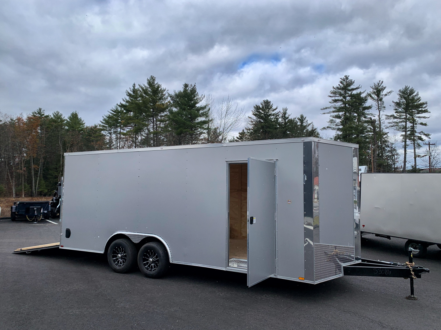 New 2026 SPARTAN 8.5X20+ 2ft V nose/ 7' Int Height/ Ext. Tongue / Polycore- 9990GVW