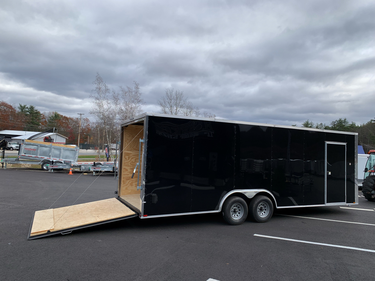 New 2026 SPARTAN 8.5X24 + 2ft V nose/ 7' Int Height /Polycore Exterior/ Concession Window/ Ext. tongue / - 9990gvw