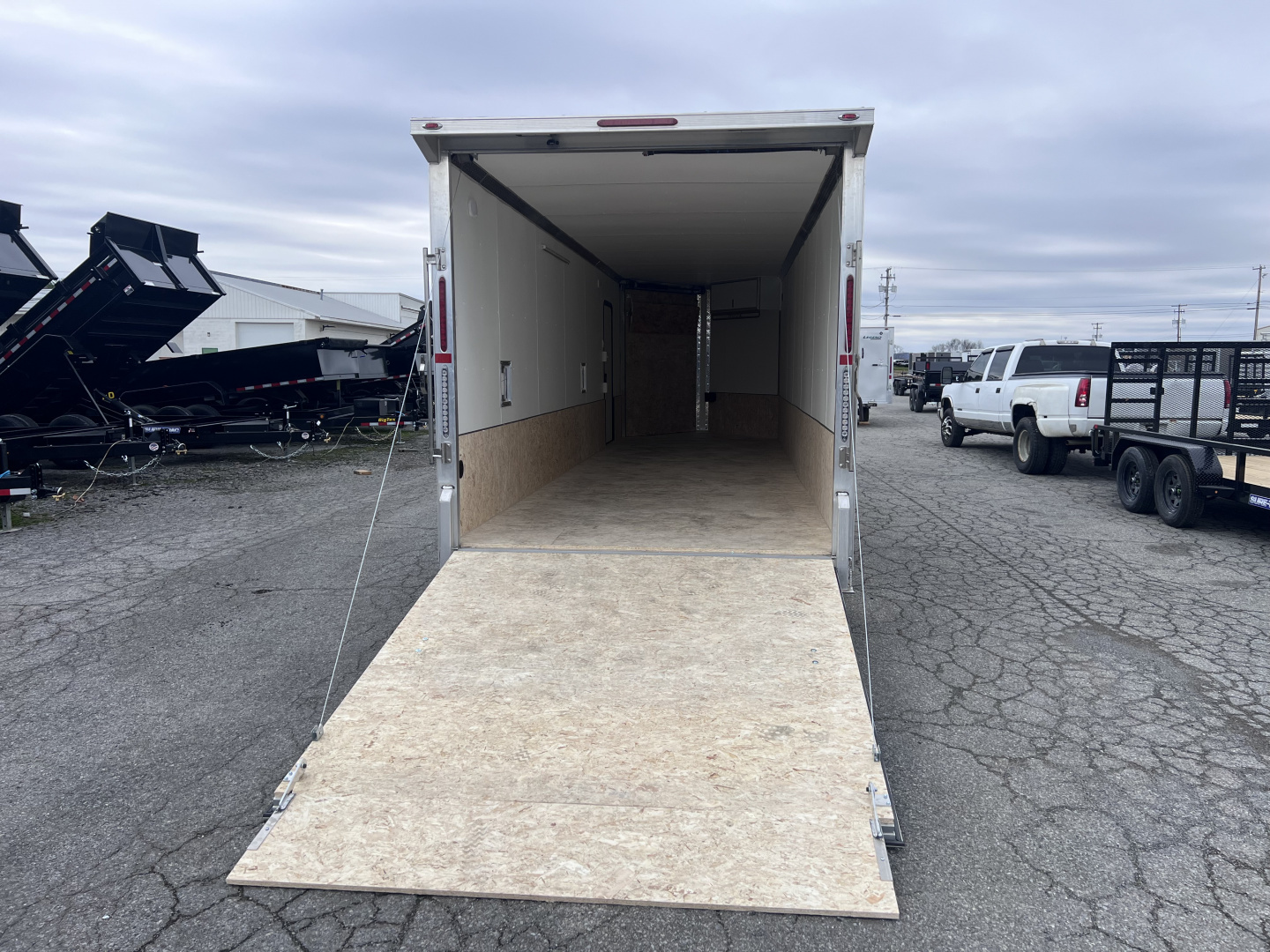 New 2026 Legend Trailers 7.5x 31 7K Explorer Series Snowmobile Trailer