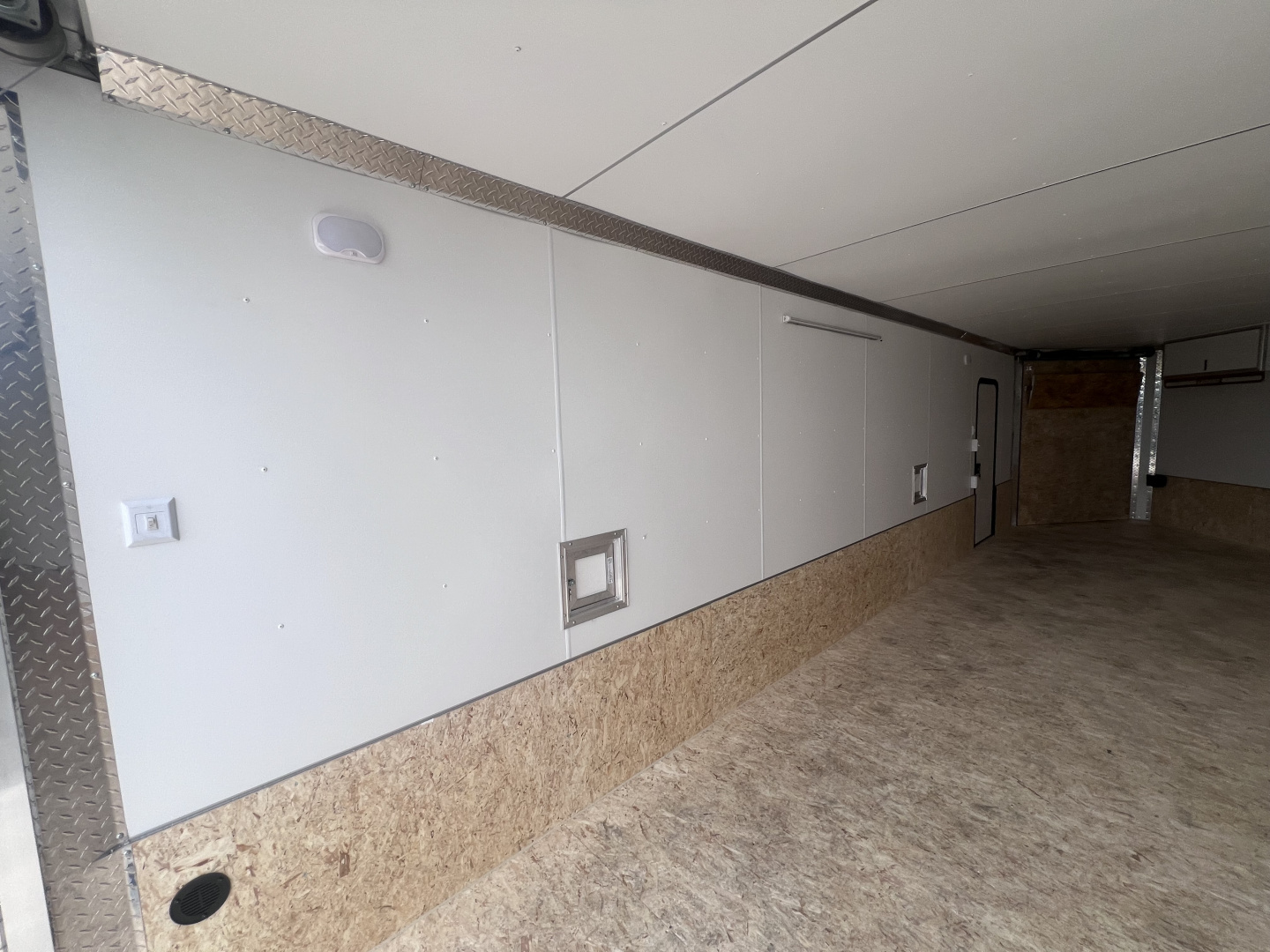 New 2026 Legend Trailers 7.5x 31 7K Explorer Series Snowmobile Trailer