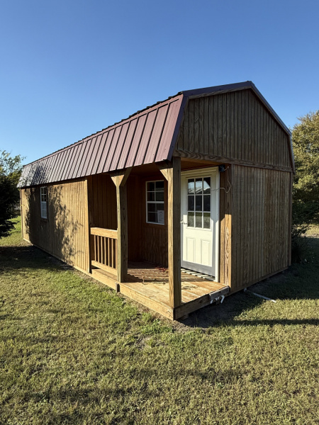 Used Yoder 12x28 Side Lofted Barn Cabin, Call For Price