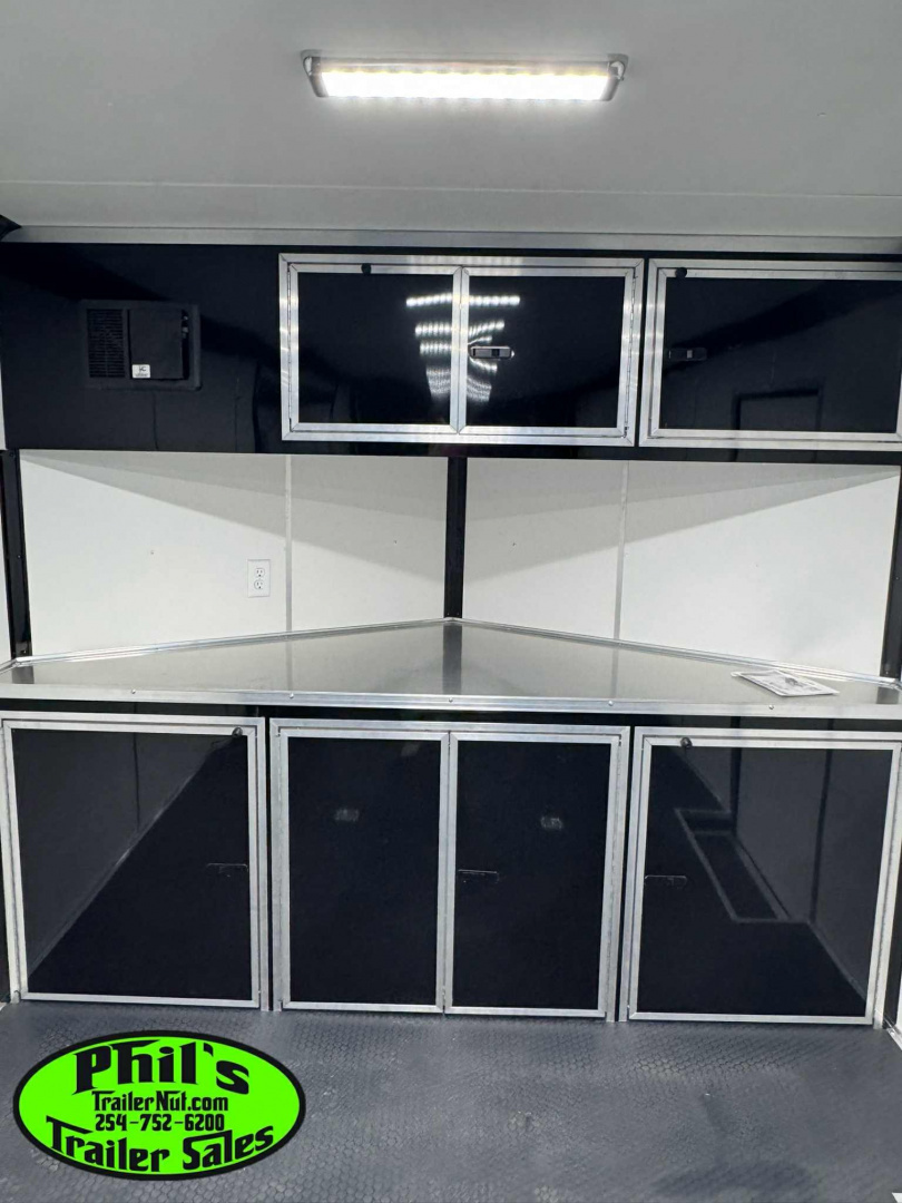 New Pace American 8.5X24 RACE TRAILER FULL ESCAPE DOOR WITH REMOVABLE FENDER Car / Racing Trailer