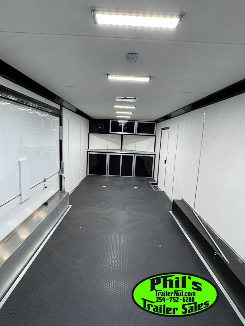 New Pace American 8.5X24 RACE TRAILER FULL ESCAPE DOOR WITH REMOVABLE FENDER Car / Racing Trailer