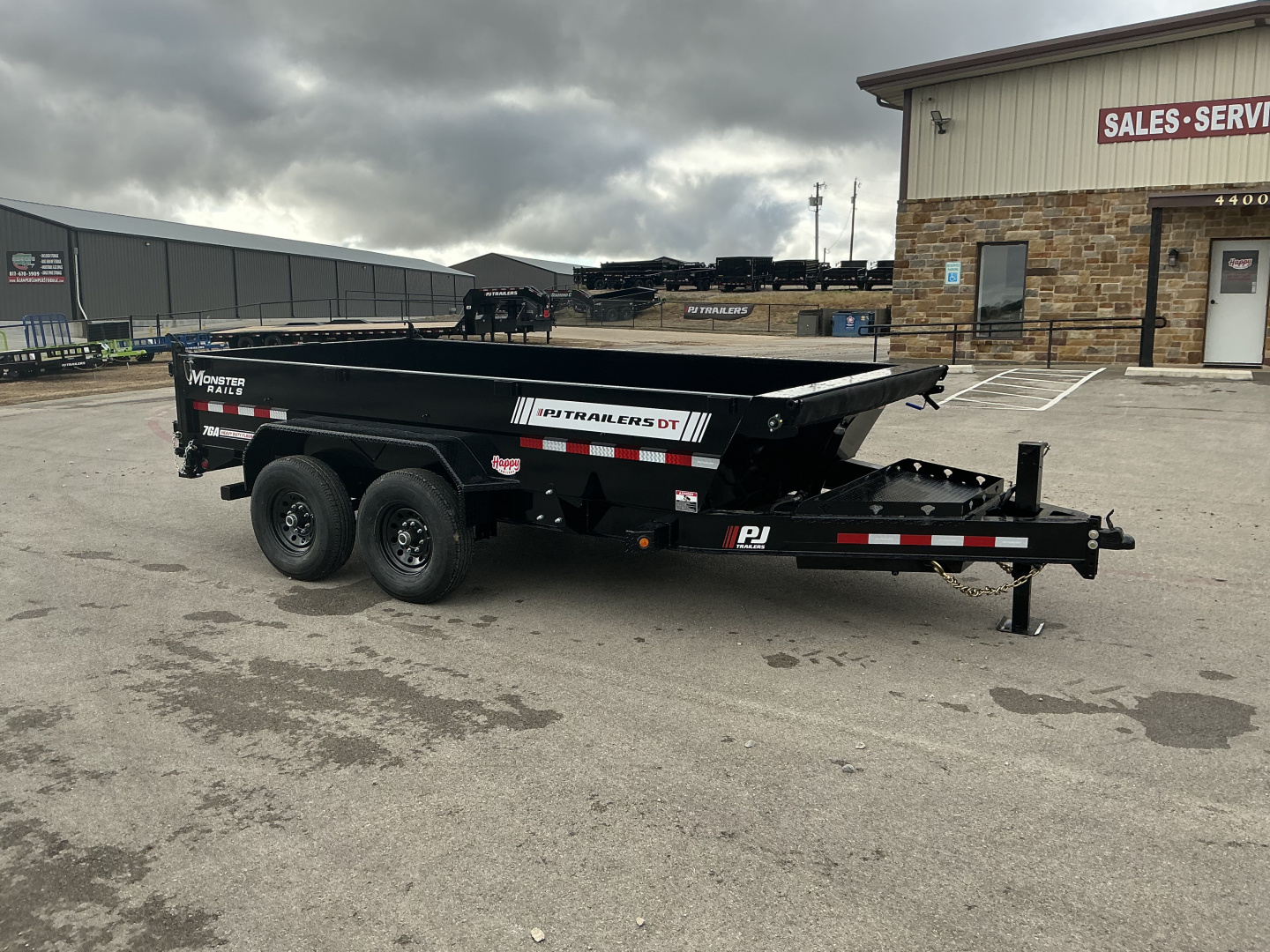 New 2026 PJ 83"x14' BP Tandem Axle Low Pro Telescopic Dump w/ 24" Sides – DT
