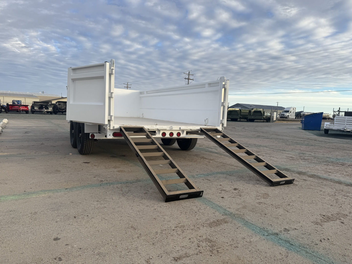 New 2025 Buckshot MFG 14' X 83" X 36" Sides Dump Trailer