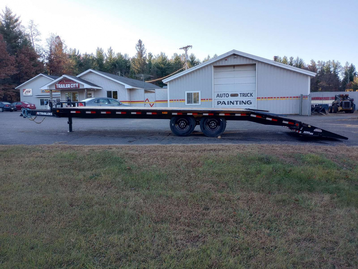 New 2026 PJ TRAILERS 102" x 24' F8 Deckover Trailer