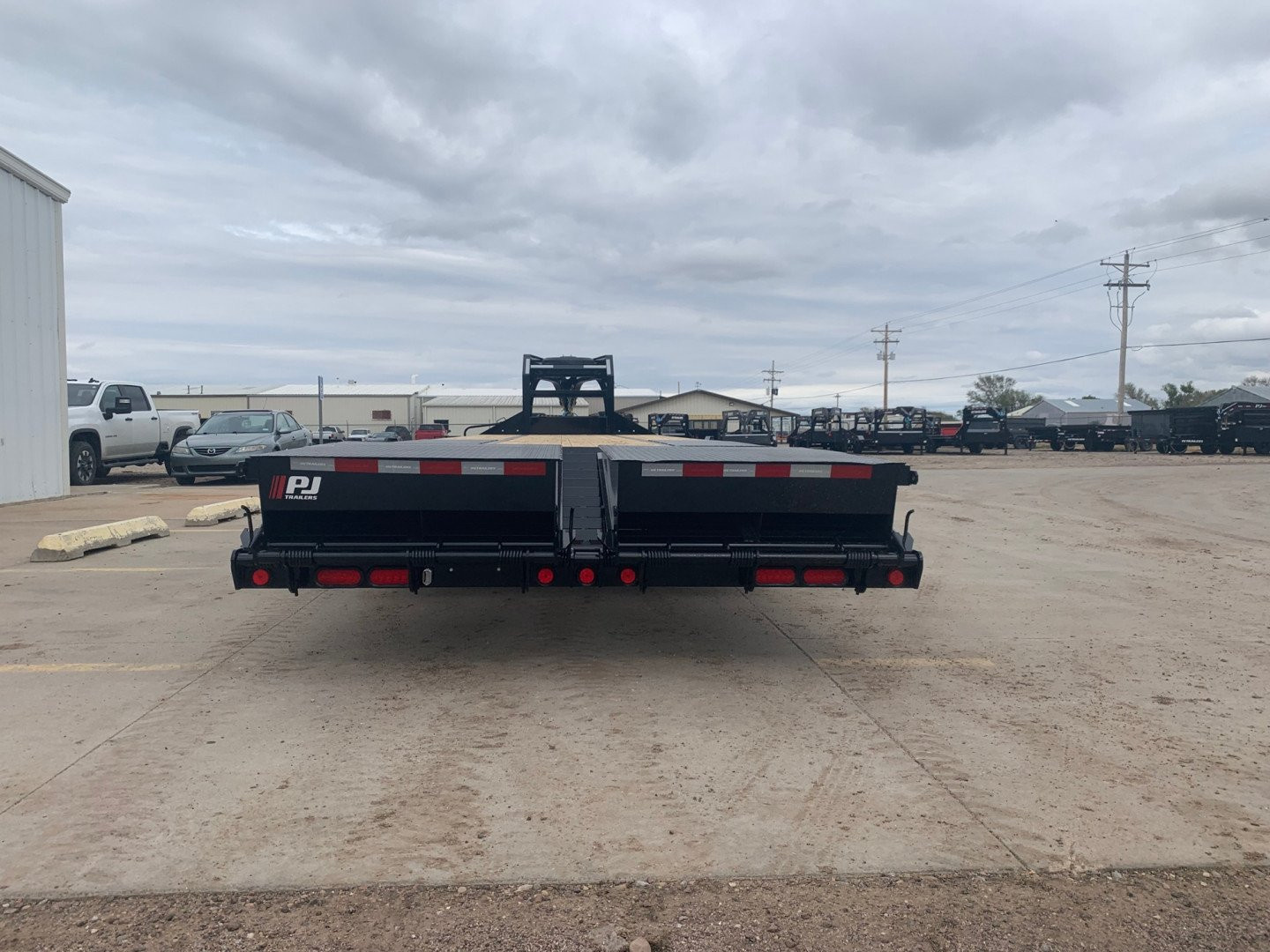 New 2026 PJ Trailers LD322 32' X 102" Flatbed Trailer