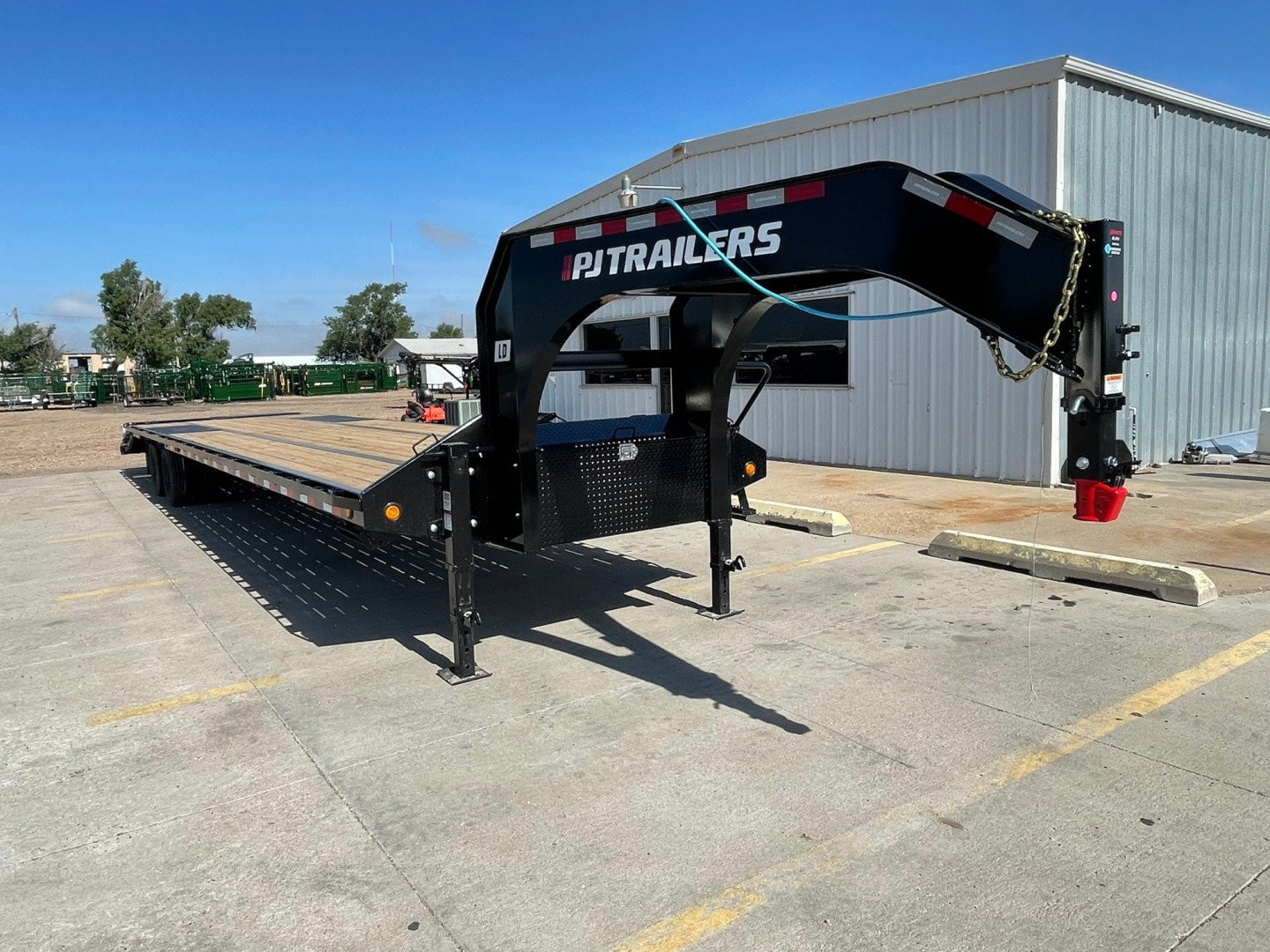 New 2026 PJ Trailers LD402 40' x 102" Hydraulic Brakes Flatbed Trailer