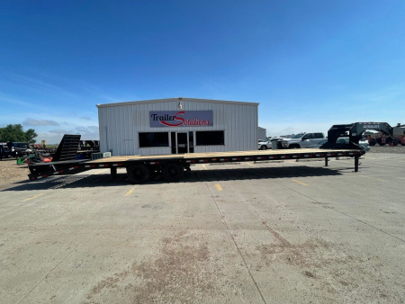 New 2026 PJ Trailers LD402 40' x 102" Hydraulic Brakes Flatbed Trailer