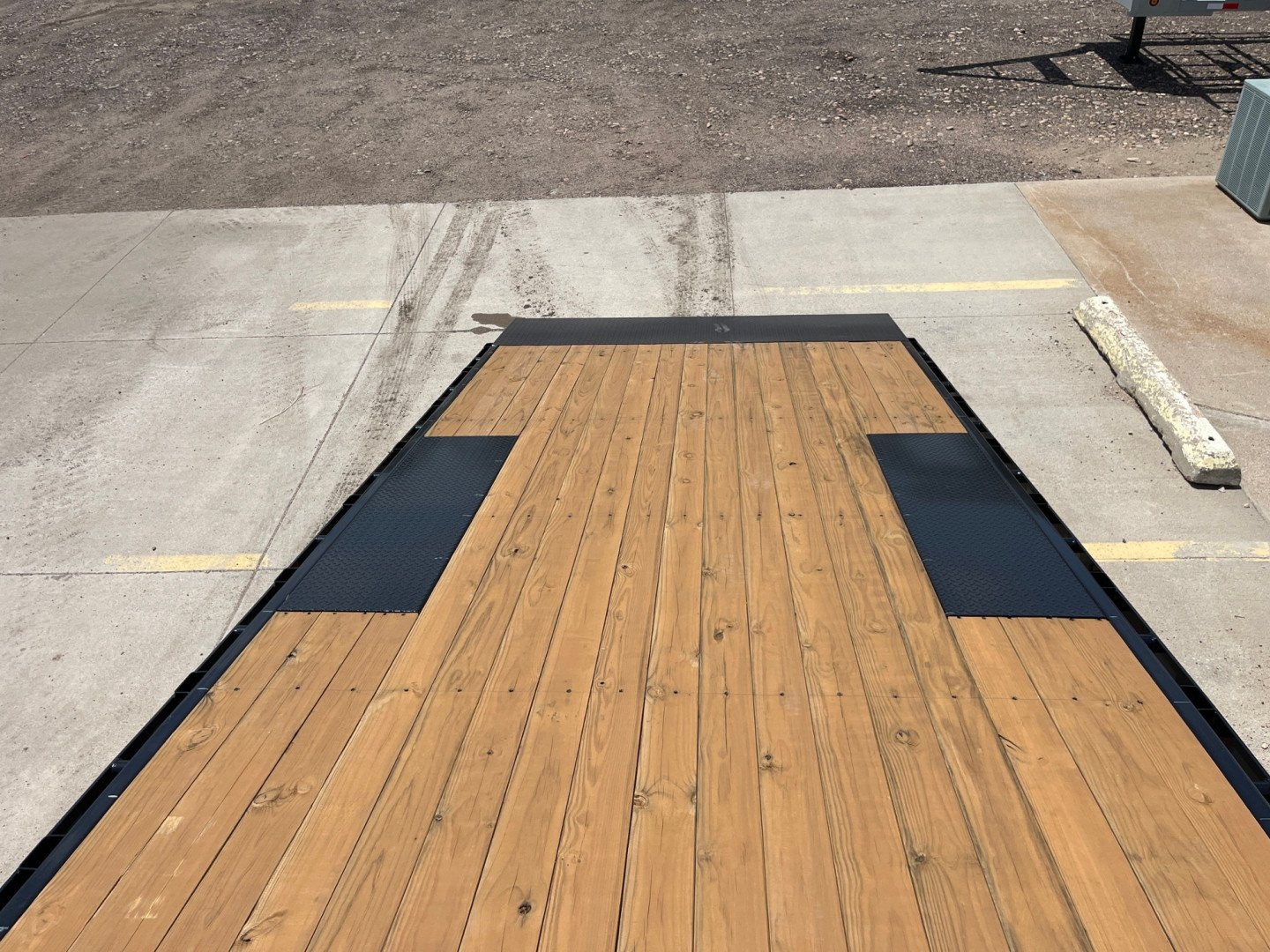 New 2026 PJ Trailers T8222 22' X 102" Tilt Trailer