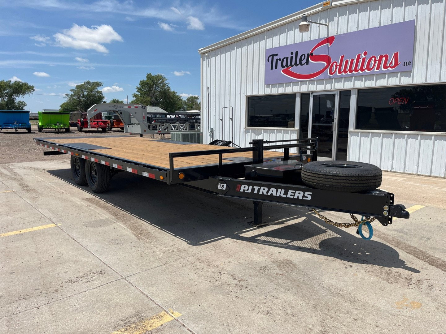 New 2026 PJ Trailers T8222 22' X 102" Tilt Trailer