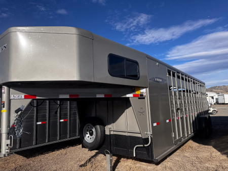 New 2026 Titan Trailer 24' Stock / Stock Combo Trailer