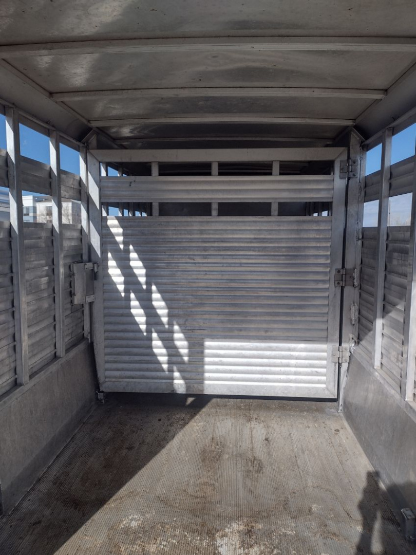 Used 2009 Circle J 20' Stock Combo Trailer