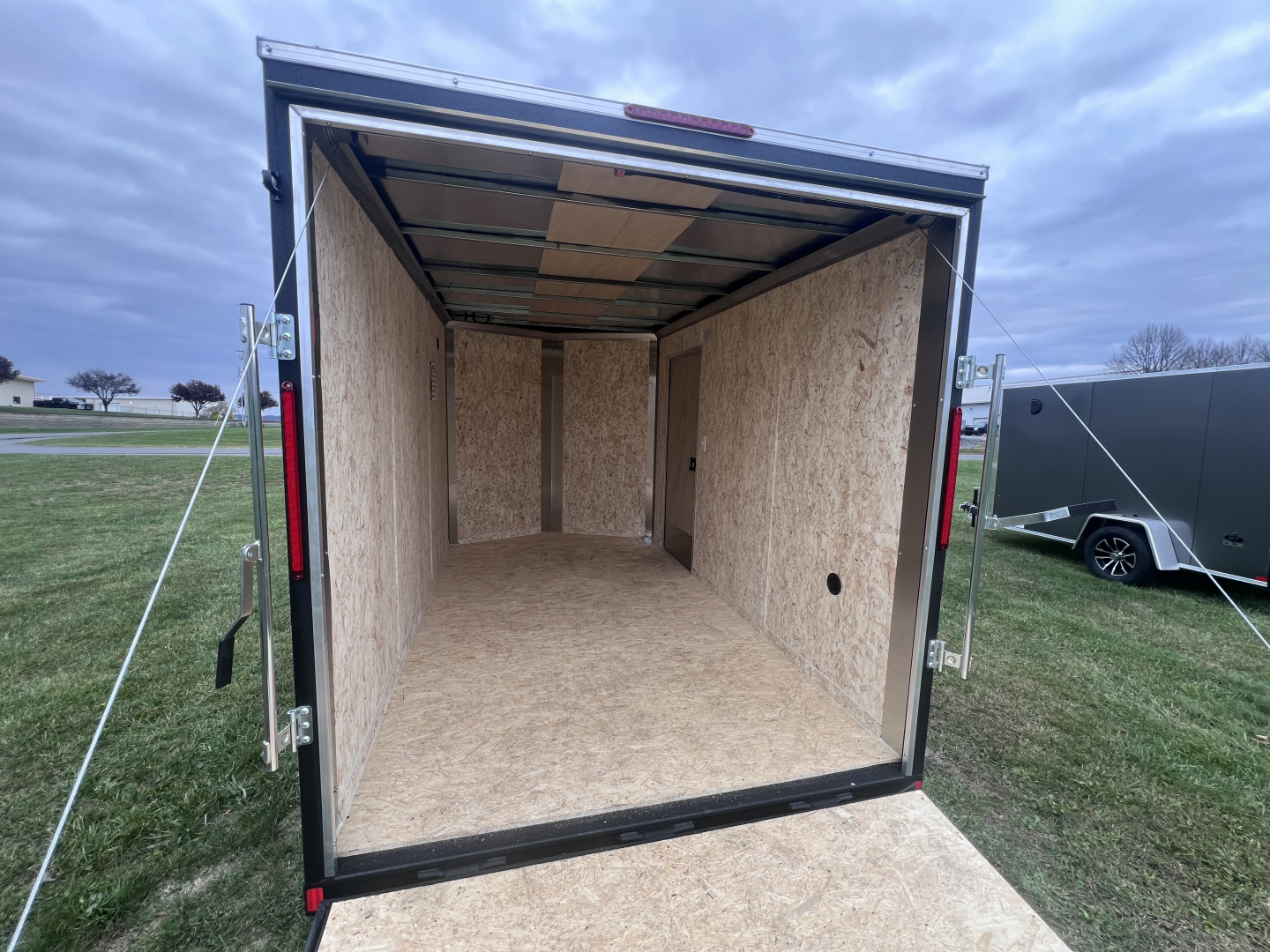 New 2026 Look Trailers 7x12 3.5K RAMP DOOR ST DLX Cargo / Enclosed Trailer