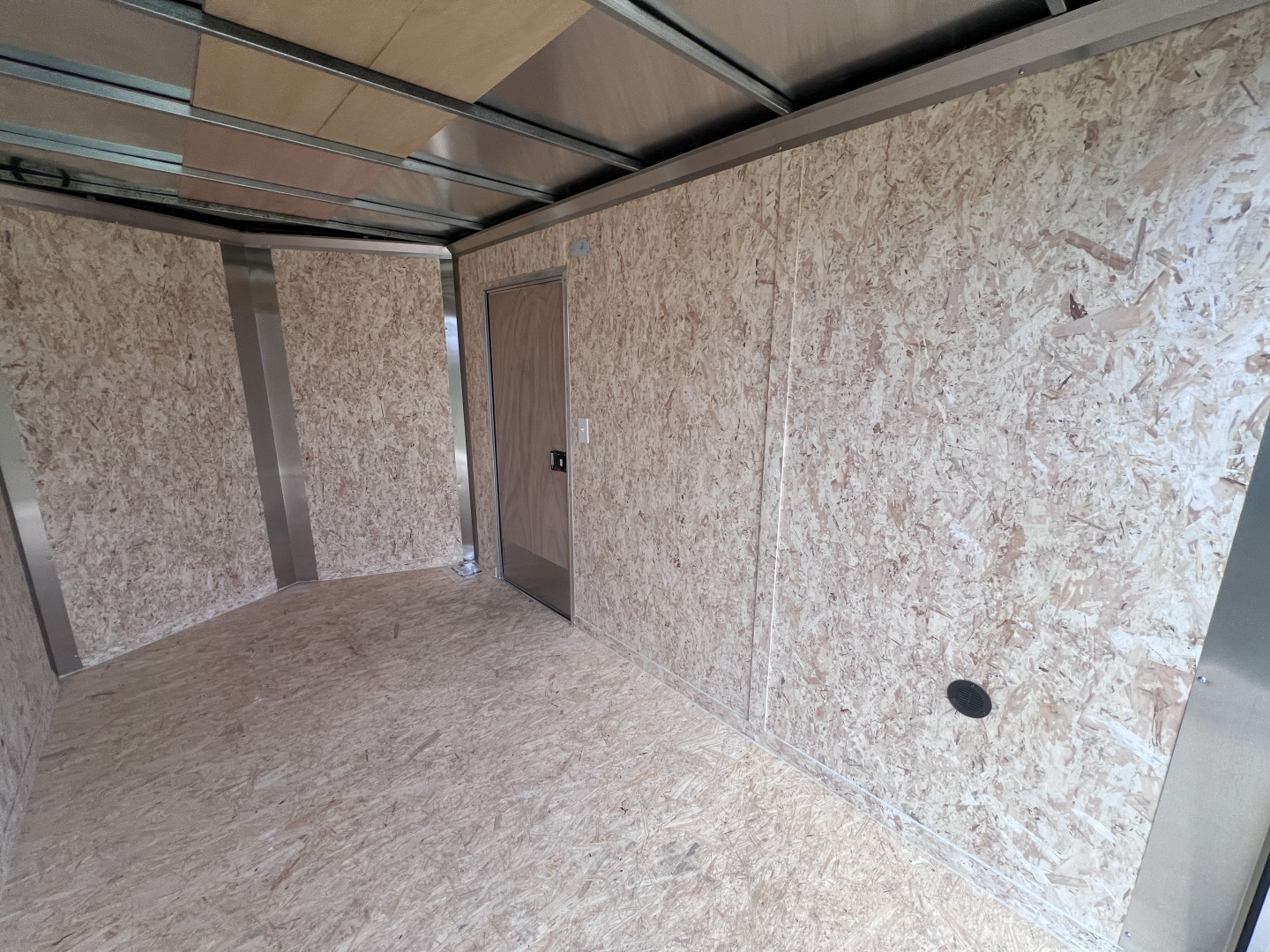 New 2026 Look Trailers 7x12 3.5K RAMP DOOR ST DLX Cargo / Enclosed Trailer