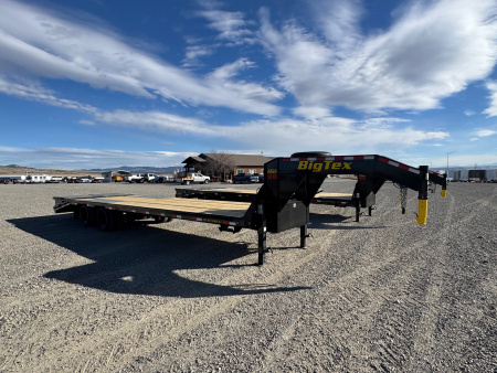 New 2026 BIG TEX TRAILERS 22GN 25+5 Flatbed Trailer