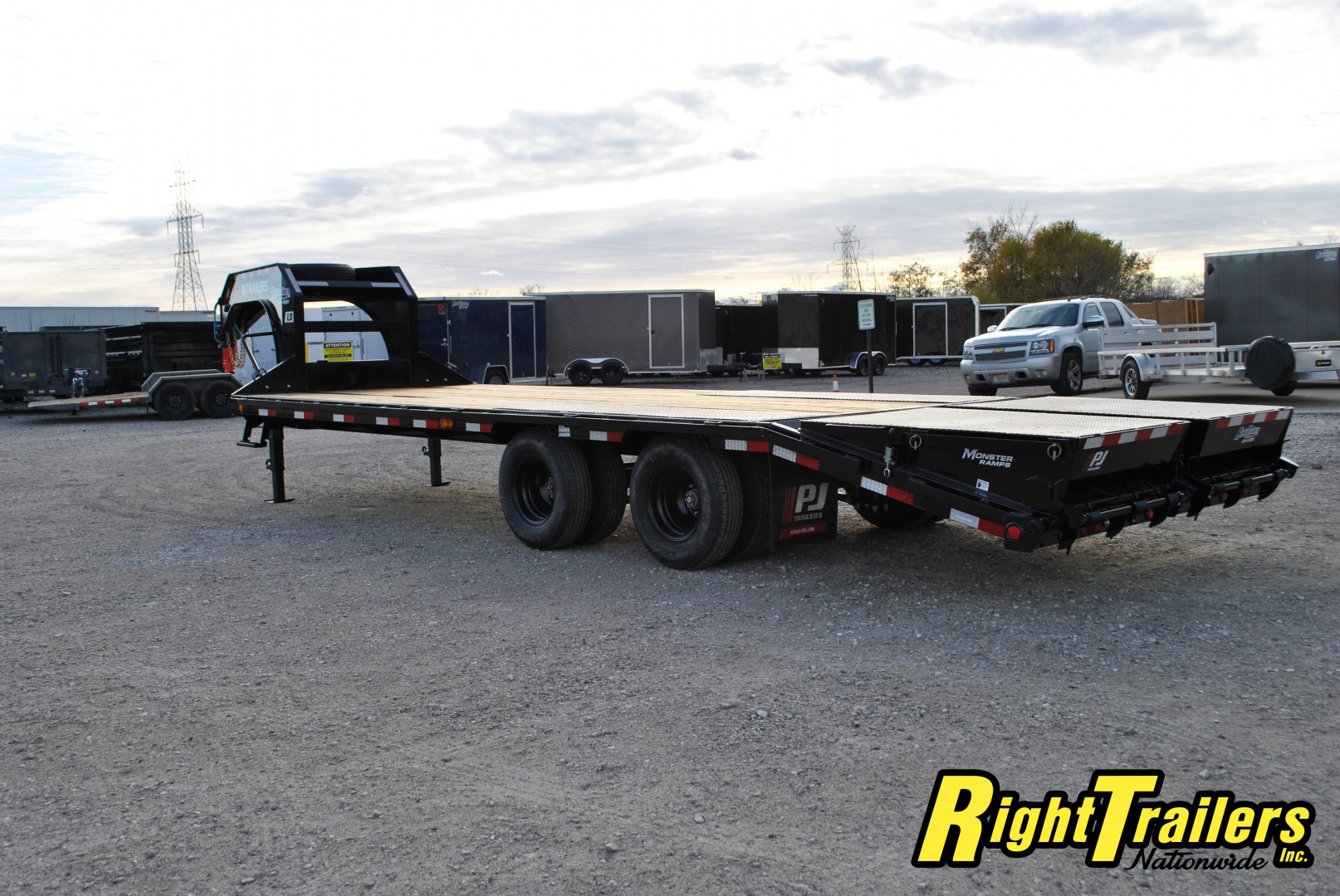 Used 2026 8.5X25 PJ GOOSENECK EQUIPMENT TRAILER
