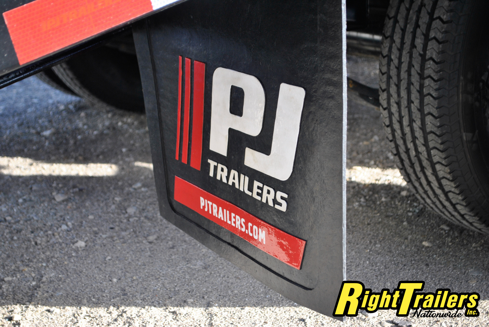 Used 2026 8.5X25 PJ GOOSENECK EQUIPMENT TRAILER