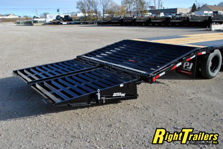 Used 2026 8.5X25 PJ GOOSENECK EQUIPMENT TRAILER