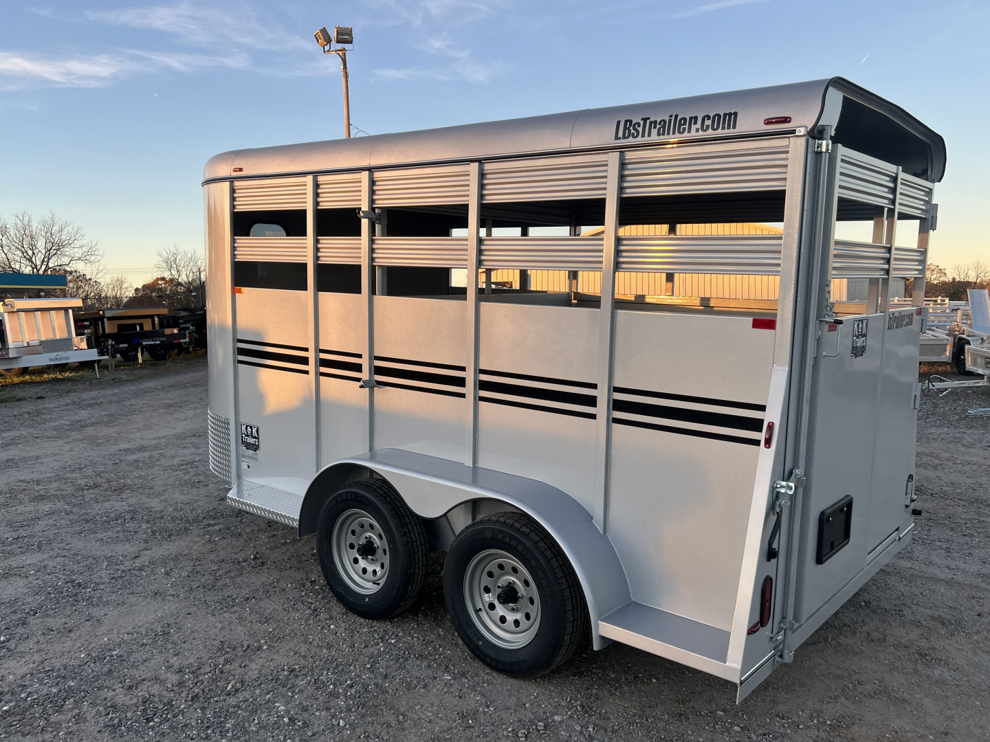 New 2026 Bee 14' BMP Stock Combo Trailer