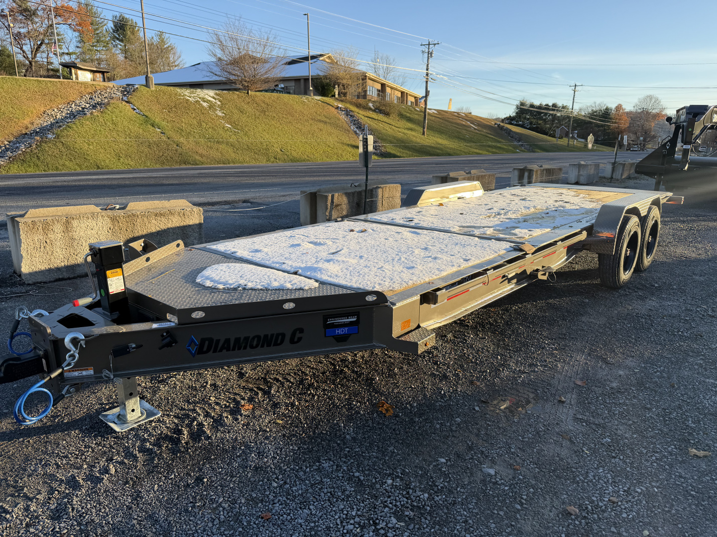 New 2026 Diamond C HDT208 Tilt Trailer 22’ 15K 2 SPEED JACK 18 PLY TIRES TORSION AXLES