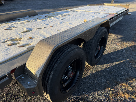 New 2026 Diamond C HDT208 Tilt Trailer 22’ 15K 2 SPEED JACK 18 PLY TIRES TORSION AXLES