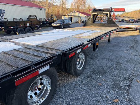 New 2026 Diamond C FMAX210 GOOSENECK TRAILER PACESETTER EDITION HYDRO JACKS & DOVE DISC BRAKES ALUMINUM OUTER RIMS