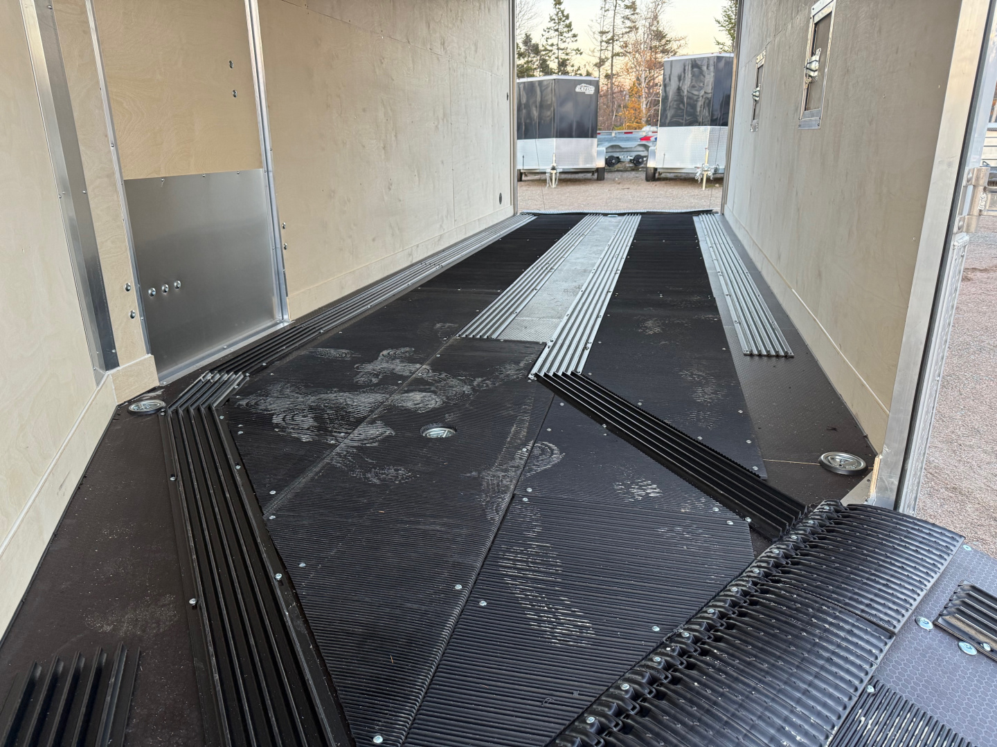 New 2026 Gator Canada 7 x 18' + 5' V Nose Snowmobile Trailer