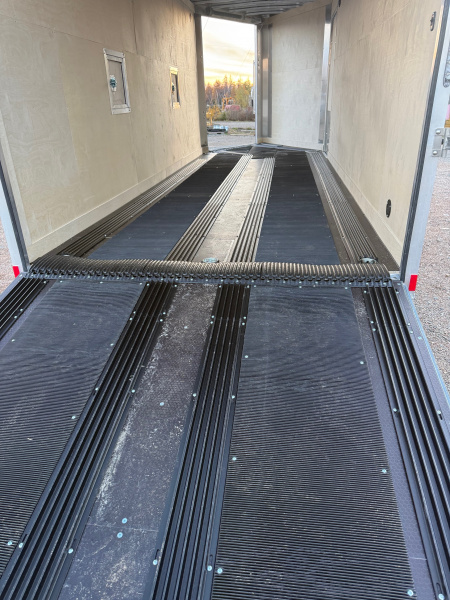 New 2026 Gator Canada 7 x 18' + 5' V Nose Snowmobile Trailer