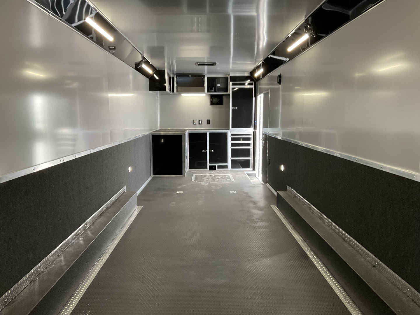 New 2026 Haulmark EGP8532R4 Car / Racing Trailer