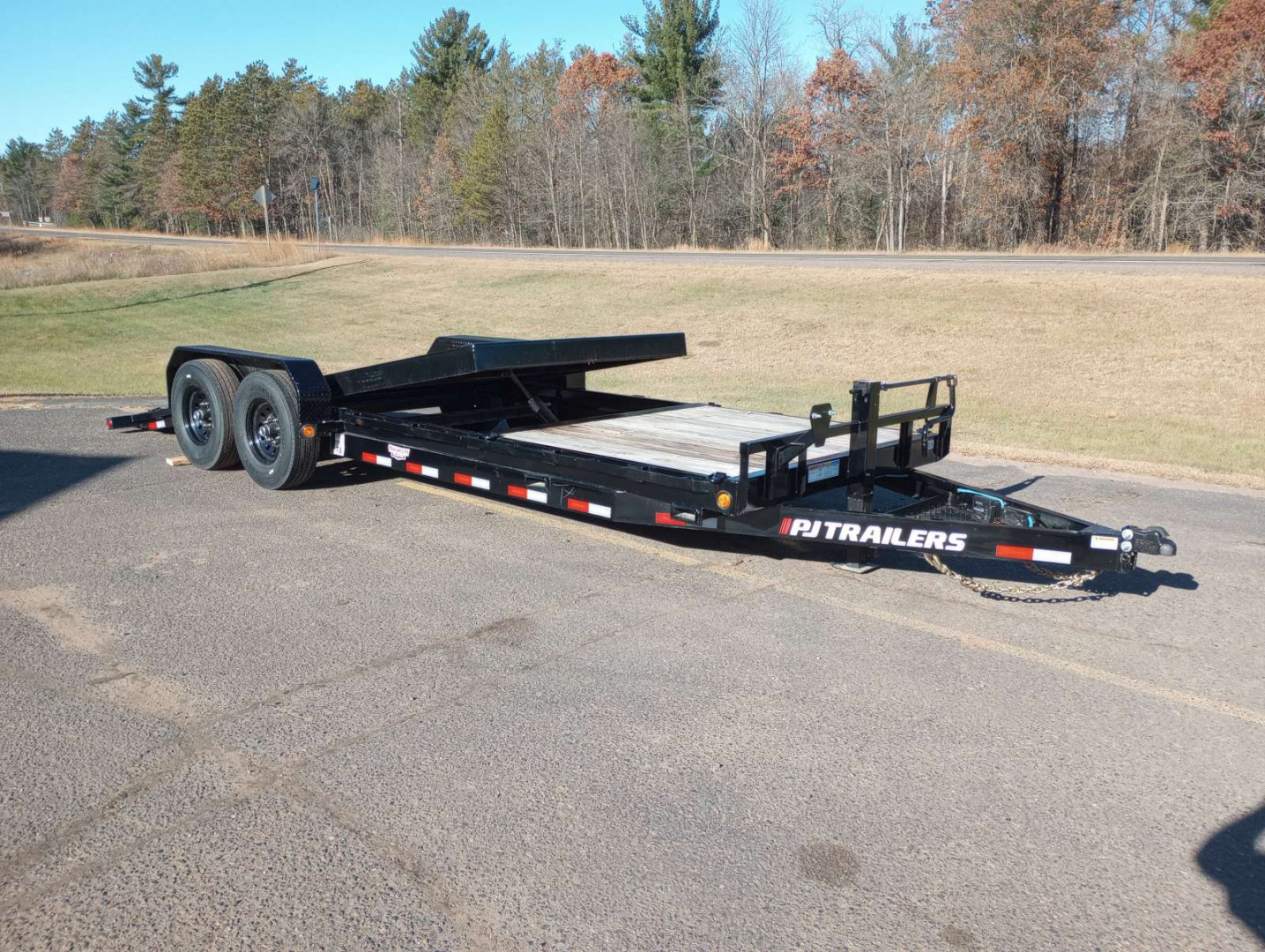 New 2026 PJ TRAILERS 83" x 22' T6 Tilt Trailer