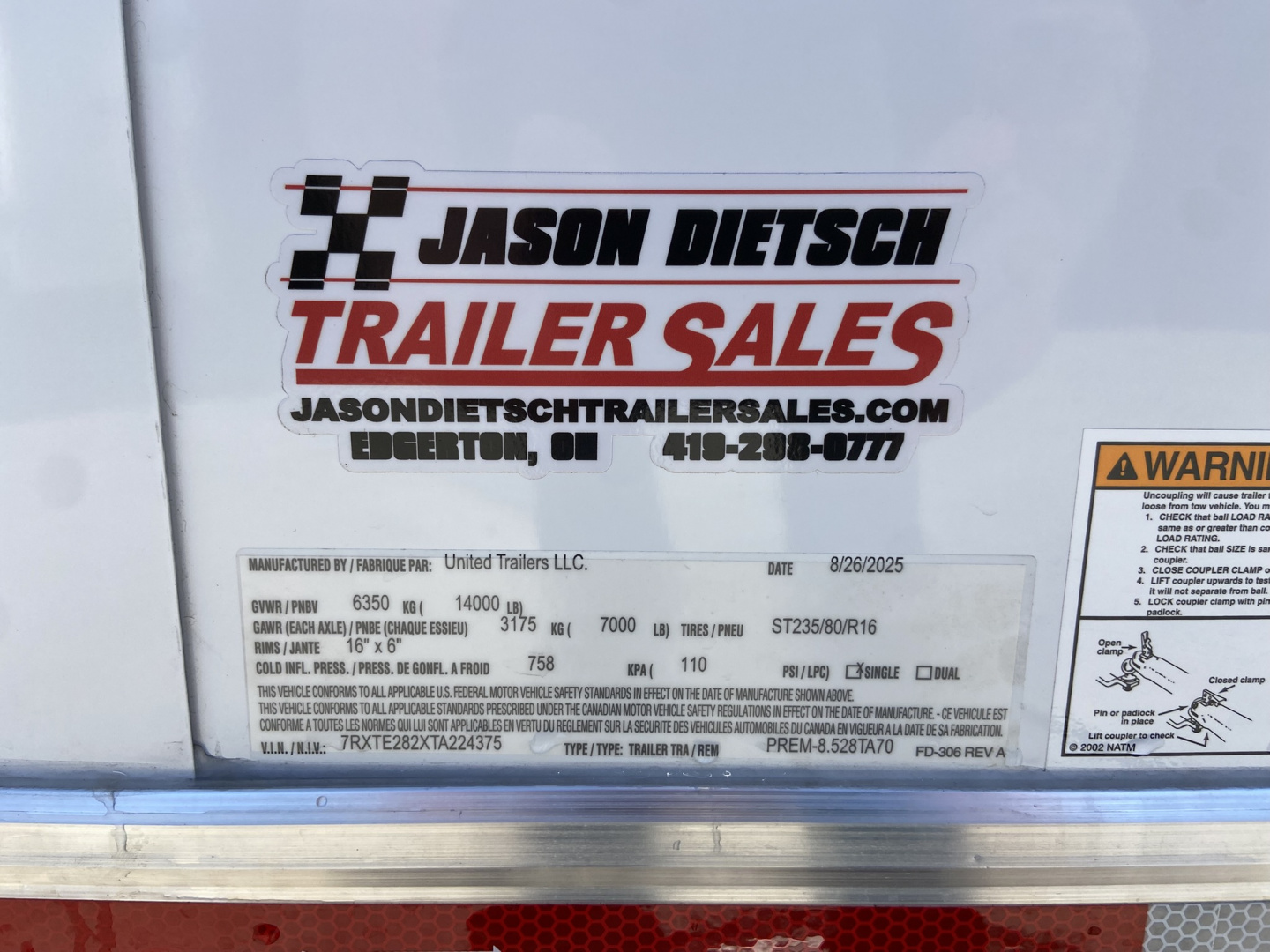 New United Racing Trailer PREM 28'