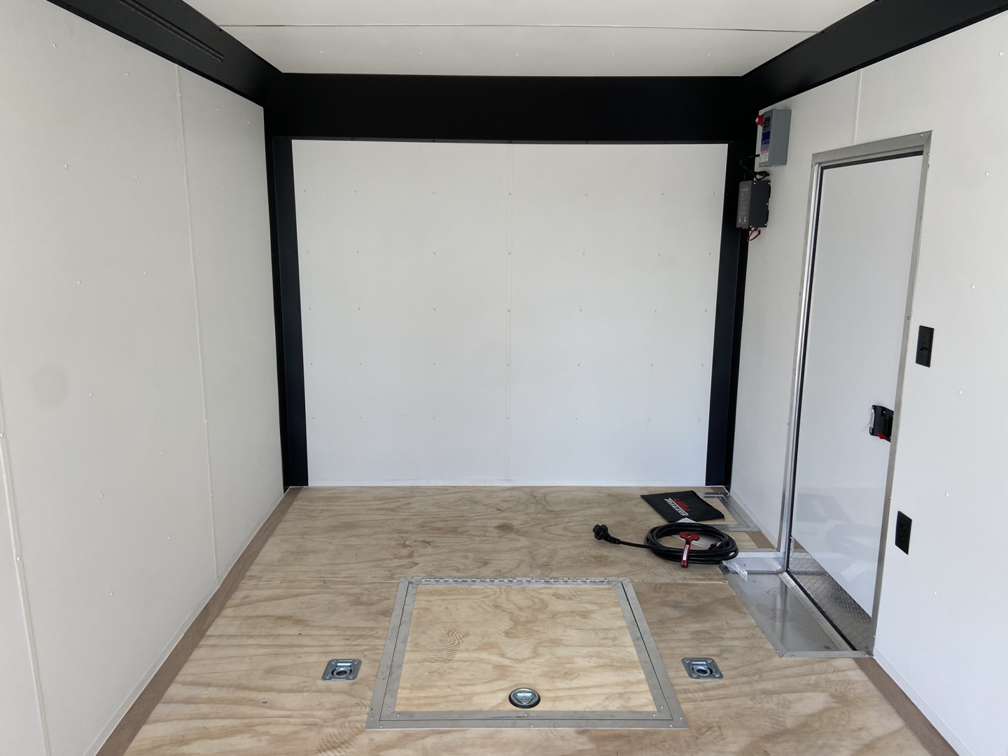 New United Racing Trailer Limited 24'