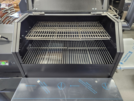 New 2025 Other Yoder YS640SS Competion Pellet BBQ