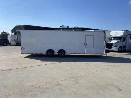 New United Trailers Car Hauler 28' UXT